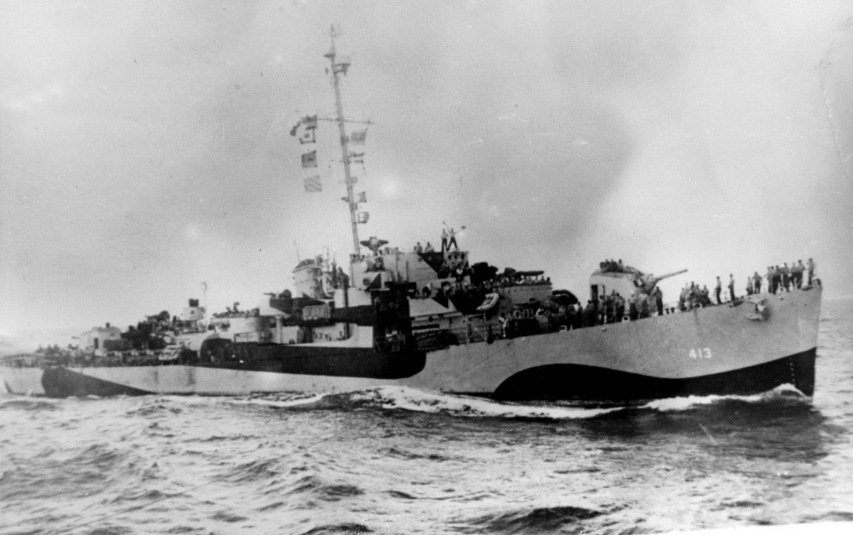 One Against Four This U.S. World War II Destroyer Took On a Whole